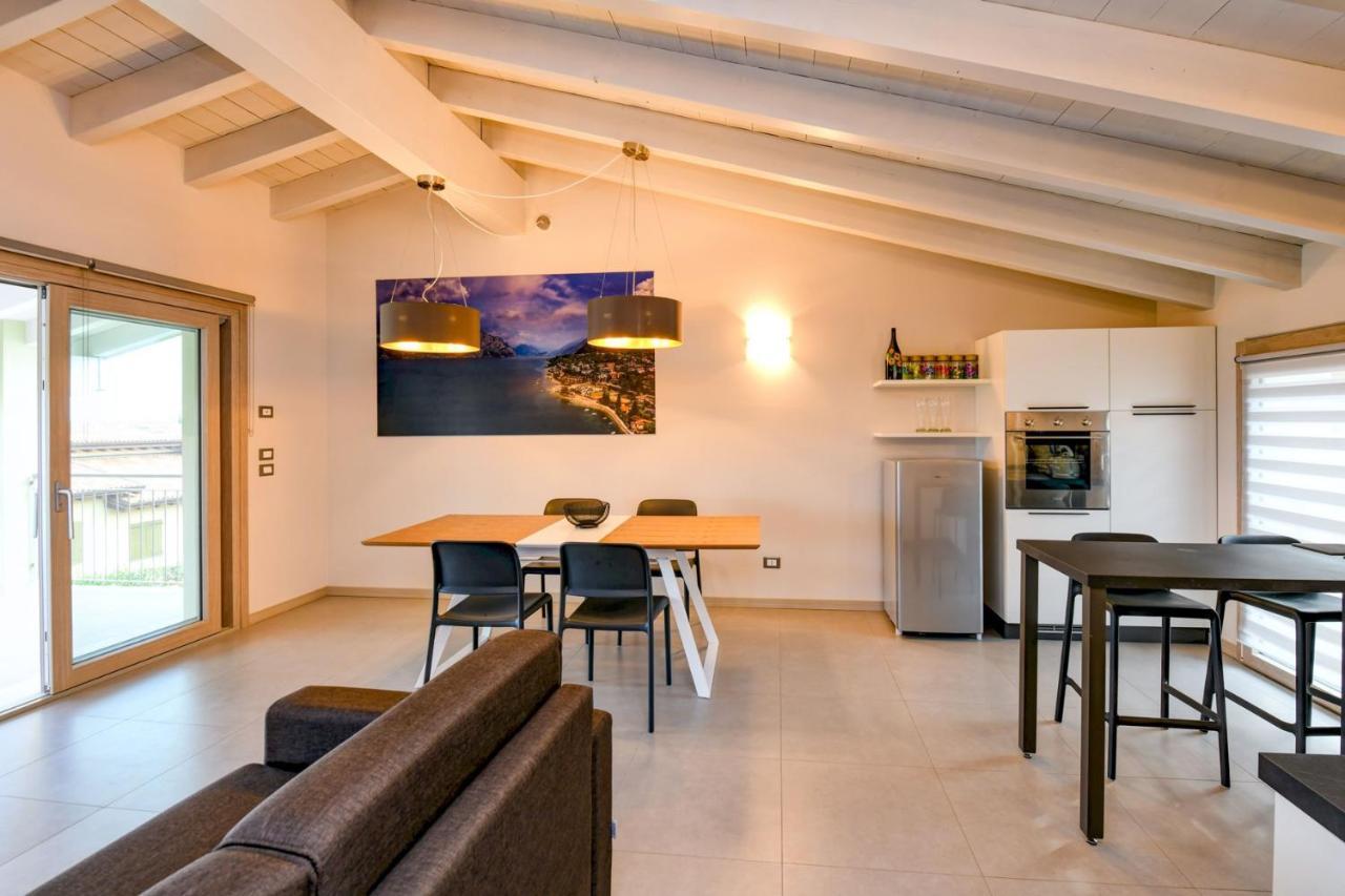 Gardaliva 5 Apartment Manerba del Garda Exterior photo